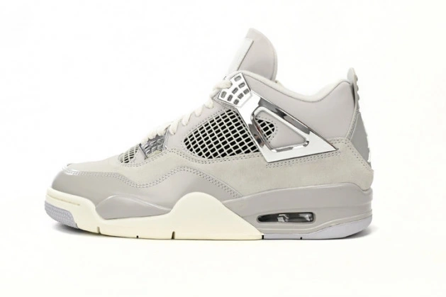 AQ9129-001 Air Jordan Moments WMNS 4 Frozen 0630